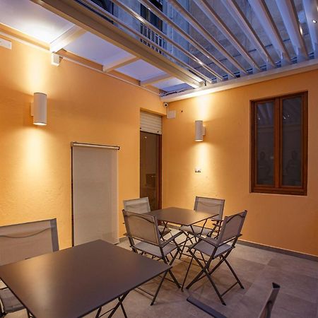 Готель A Casa Di Leo Асколі-Пічено Екстер'єр фото